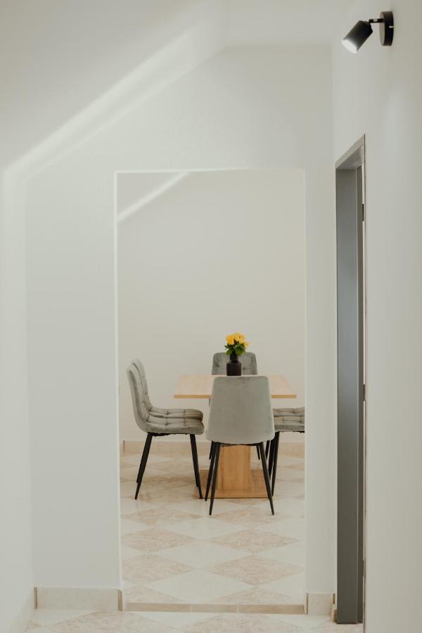 Apartman Emily Brezno Εξωτερικό φωτογραφία