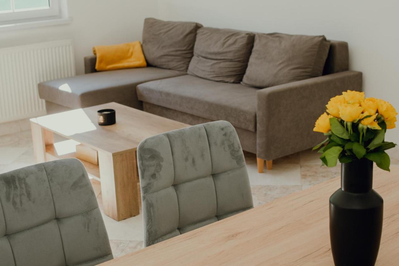 Apartman Emily Brezno Εξωτερικό φωτογραφία